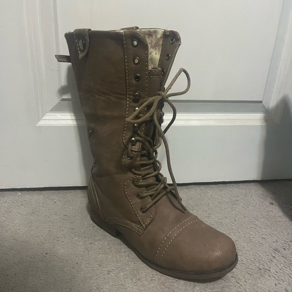 Urban Planet Boots - Picture 3 of 4